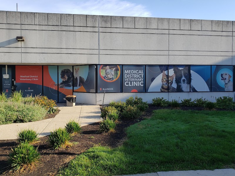 Medical District Veterinary Clinic at Illinois photo 3