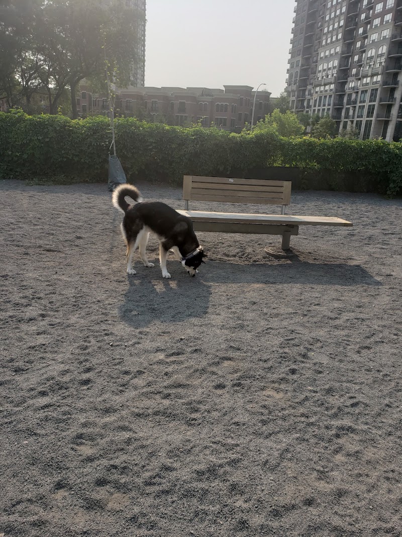 Gateway Dog Park - Off-Leash Play Area