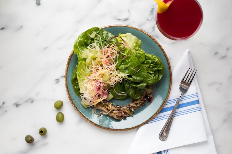 The Garden Table photo 2