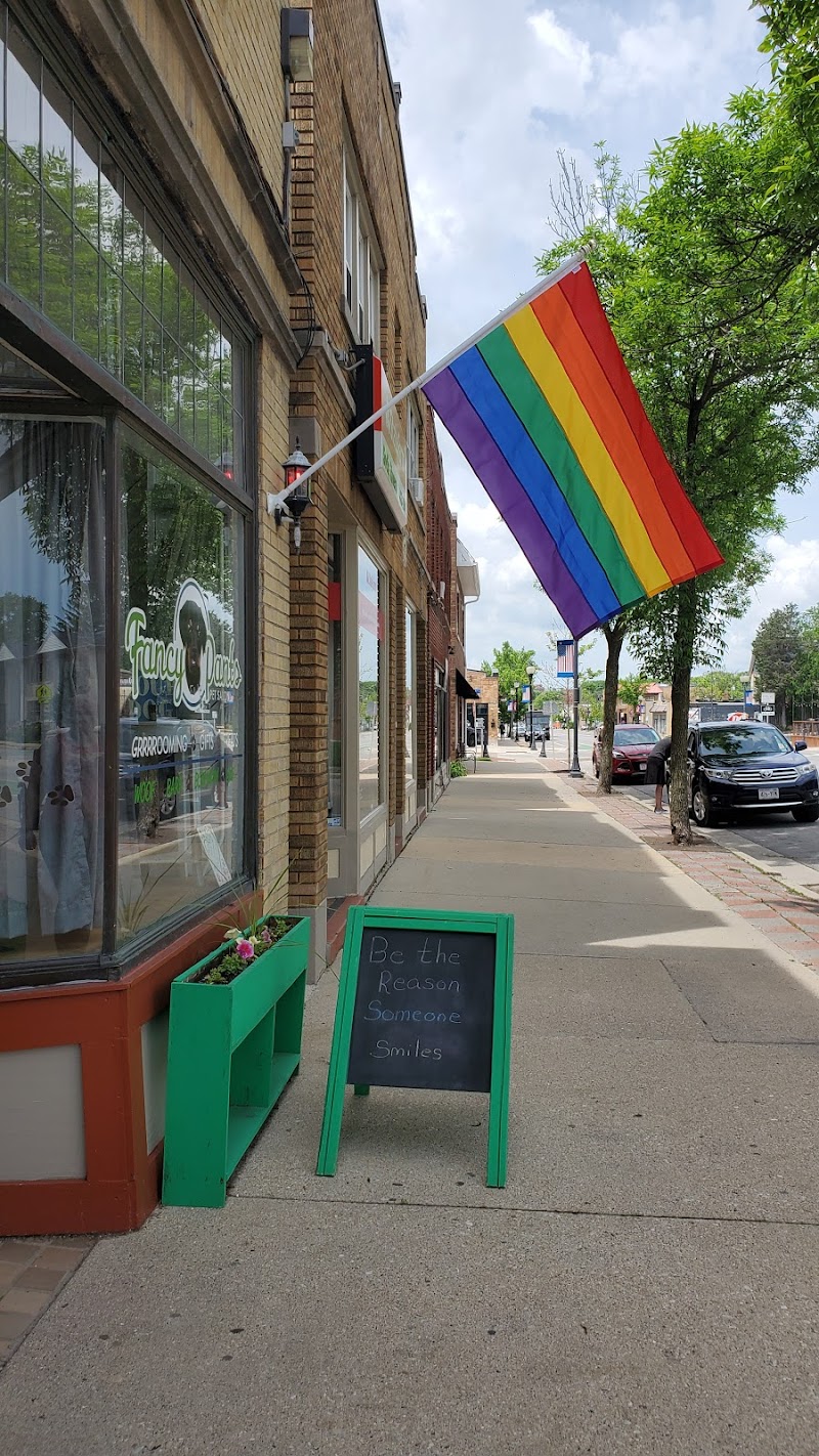 Fancy Pants Pet Salon