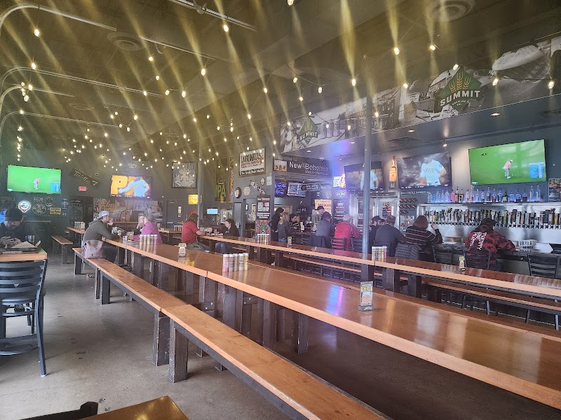 New Bohemia - Golden Valley photo 3