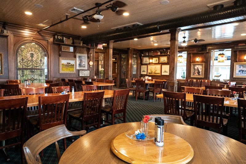 Aristocrat Pub & Restaurant