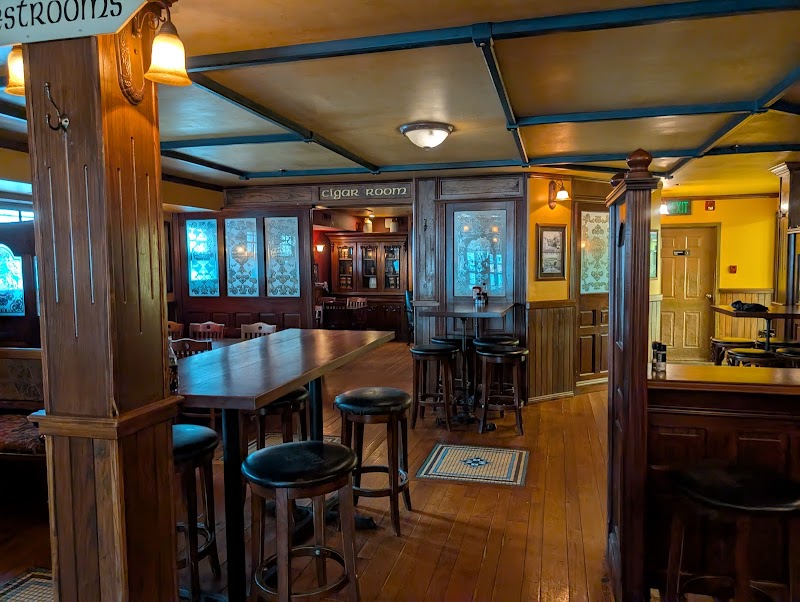Quigley's Irish Pub photo 3