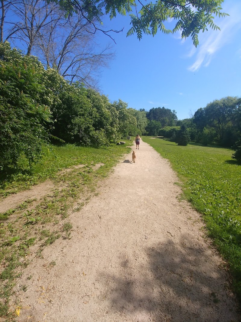 Muttland Meadows photo 2