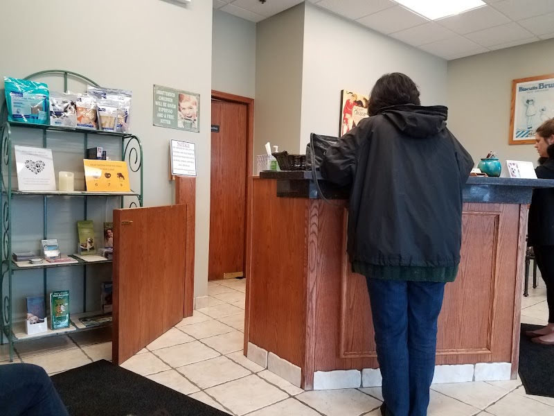 Eola Point Animal Hospital photo 3