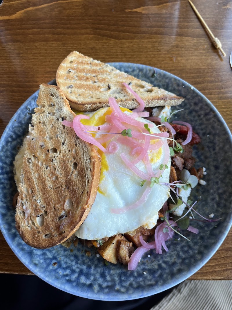 Lake & Irving photo 3