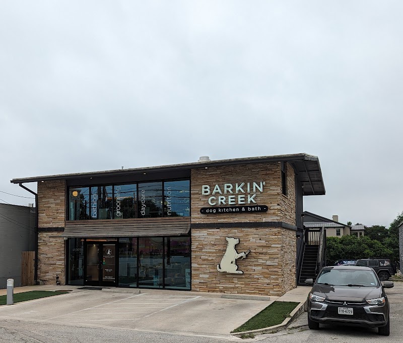 Barkin' Creek Dog Kitchen & Bath - Lamar photo 3