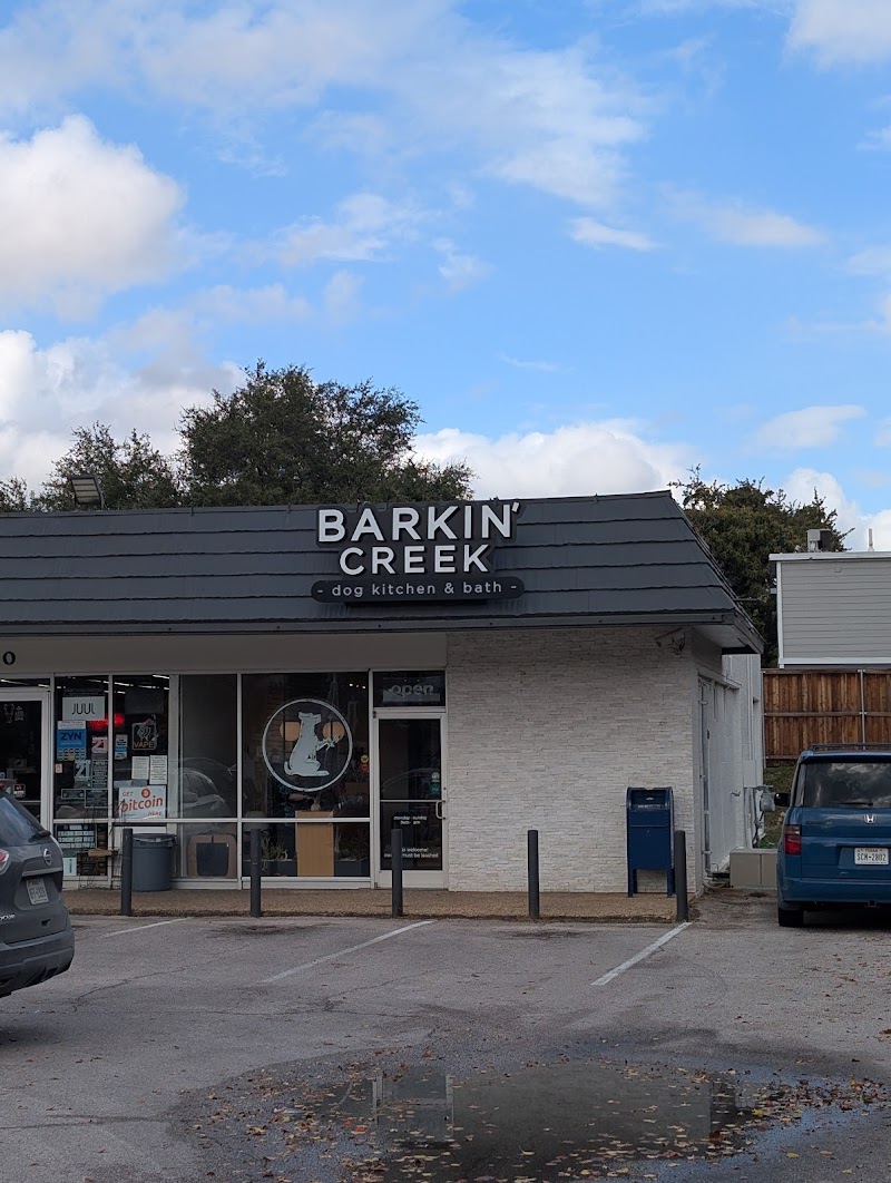 Barkin' Creek Dog Kitchen & Bath - Zilker photo 2