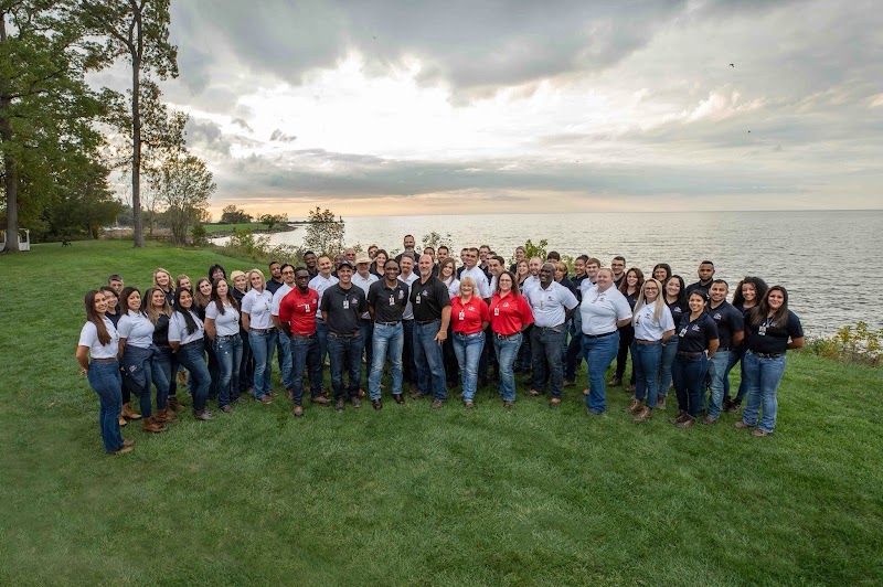 Lorenzo's Dog Training Team - Indianapolis