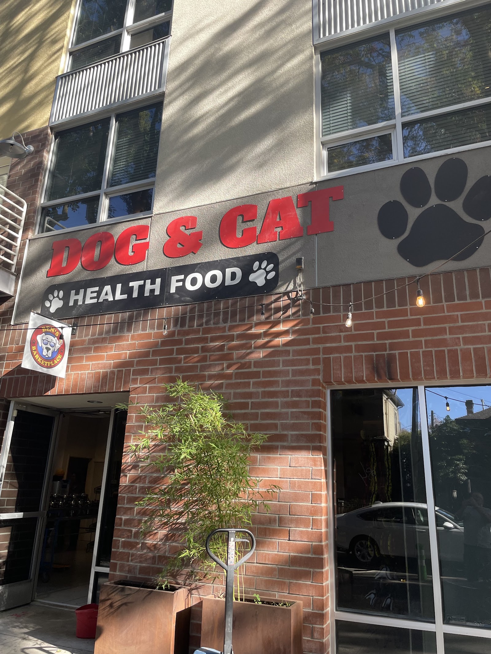 Ben's Barketplace - Midtown Sacramento