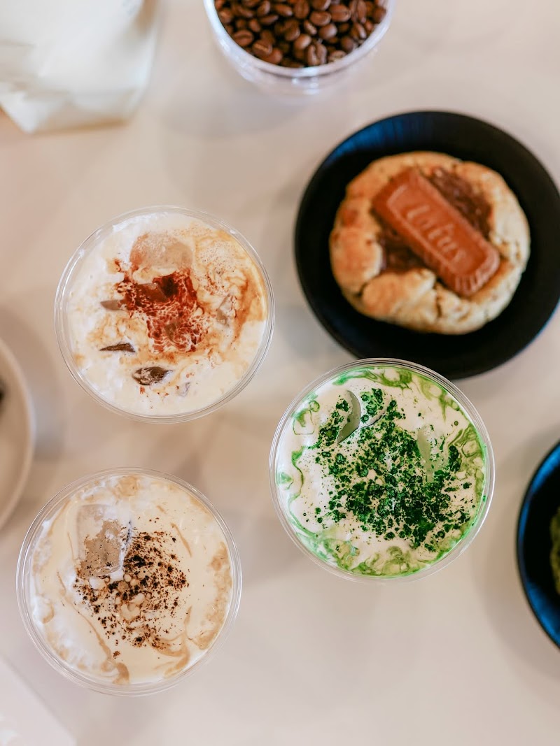 Broken Coffee photo 2