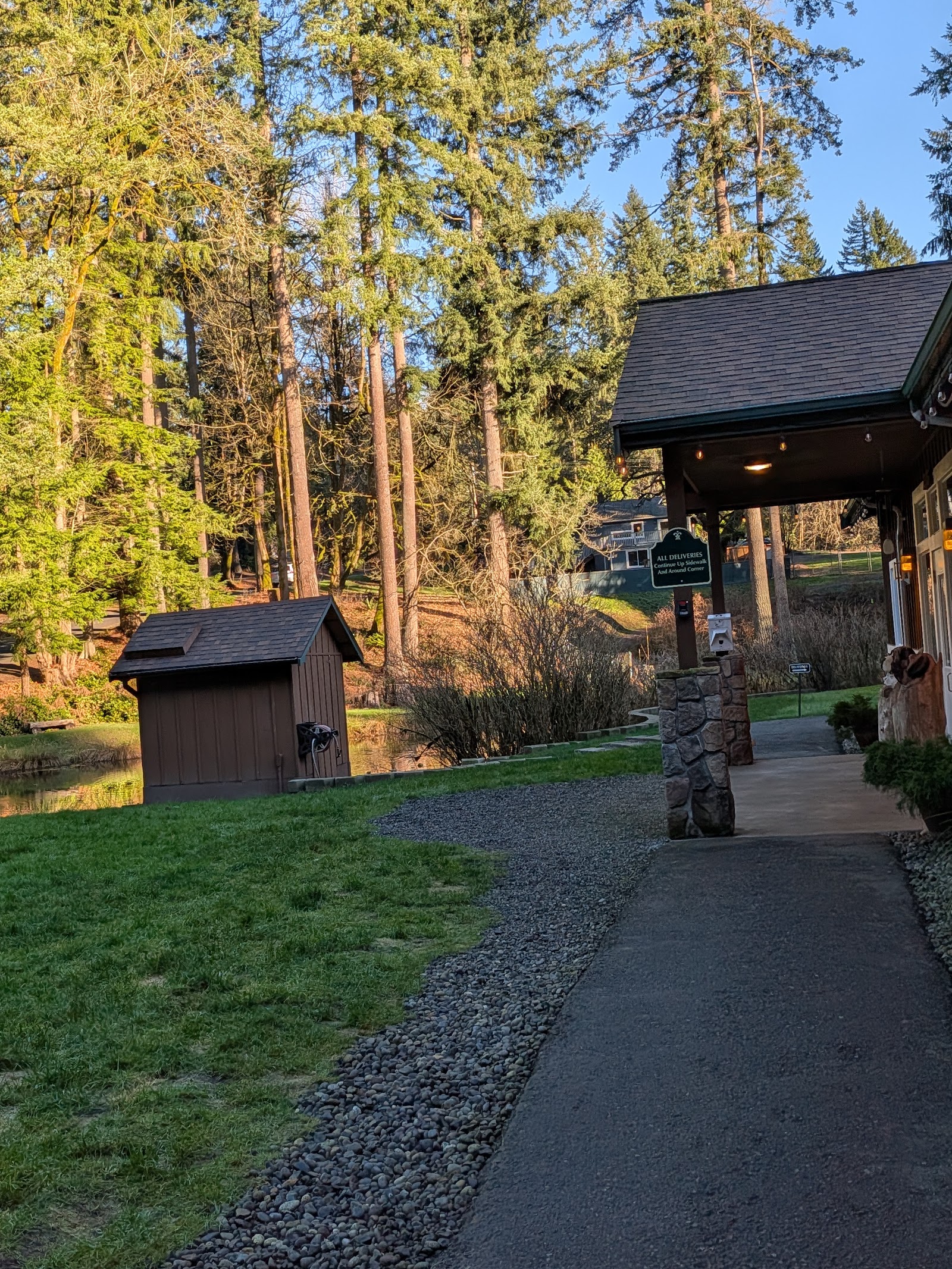Cascade Kennels, Inc.