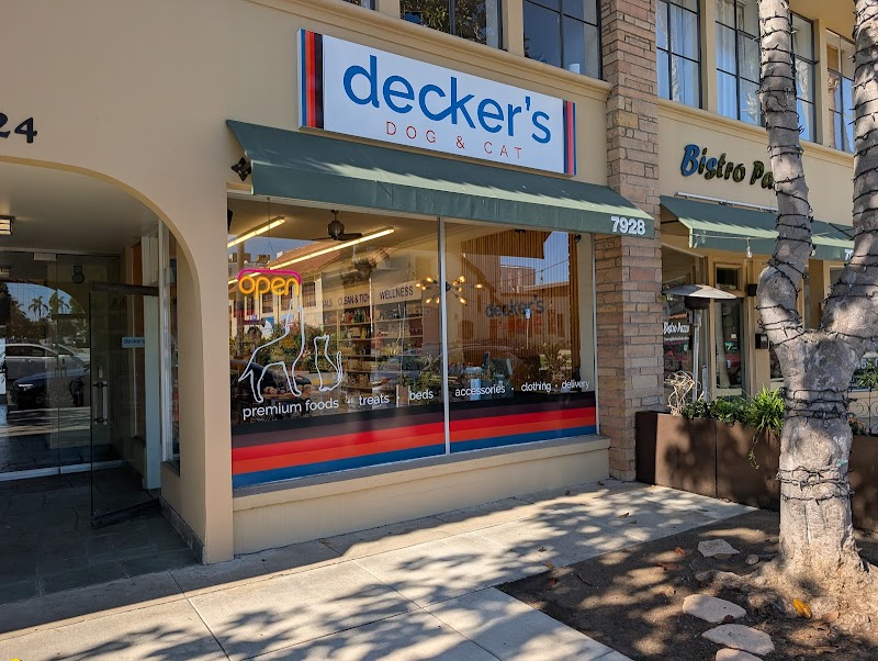 Decker's Dog + Cat photo 3