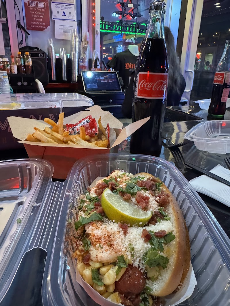 Dirt Dog Bar photo 3