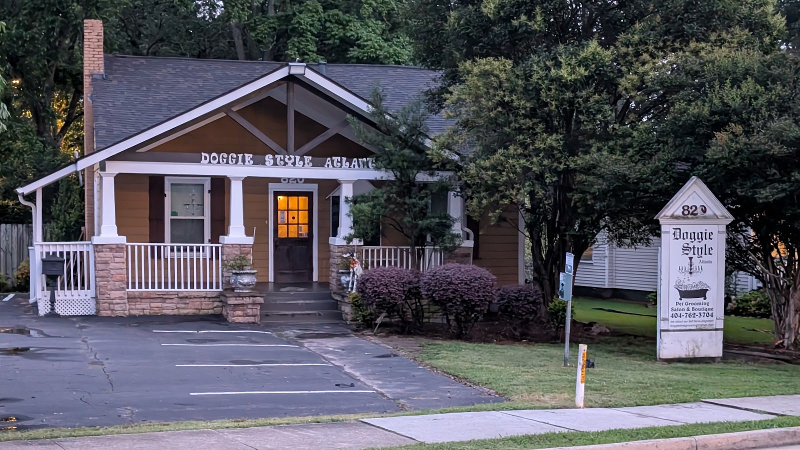 Doggie Style Atlanta
