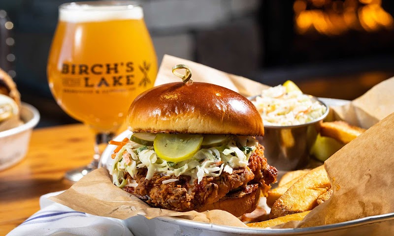 Birch's on the Lake Brewhouse & Supperclub photo 2