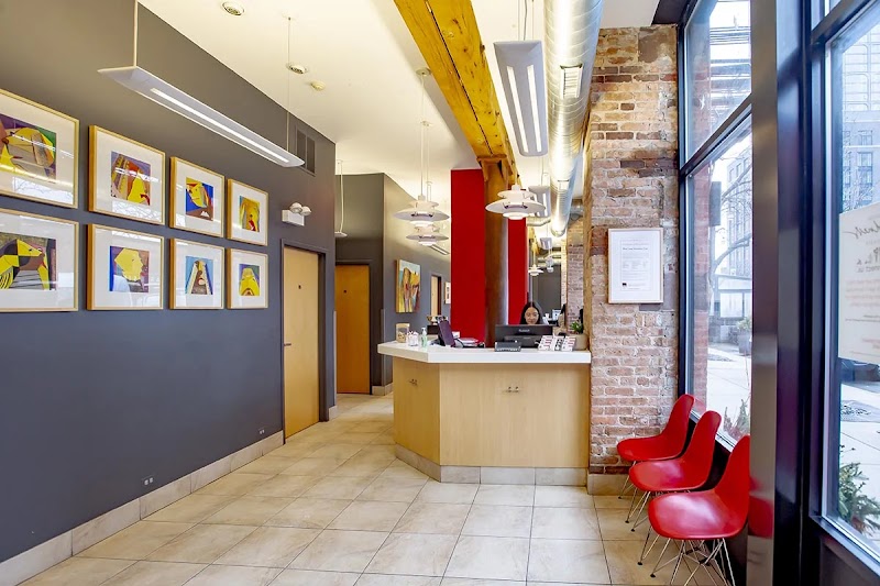 West Loop Veterinary Care photo 2