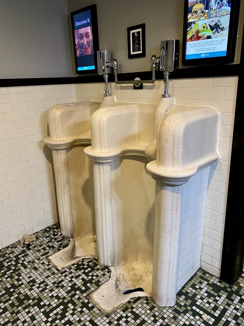 Stanley's Northeast Bar Room photo 3