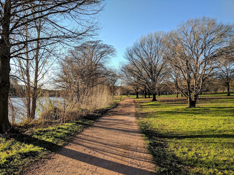 Edward Rendon Sr. Park at Festival Beach in Town Lake Metropolitan Park photo 2