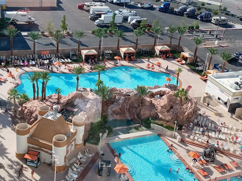 Excalibur Hotel & Casino photo 3