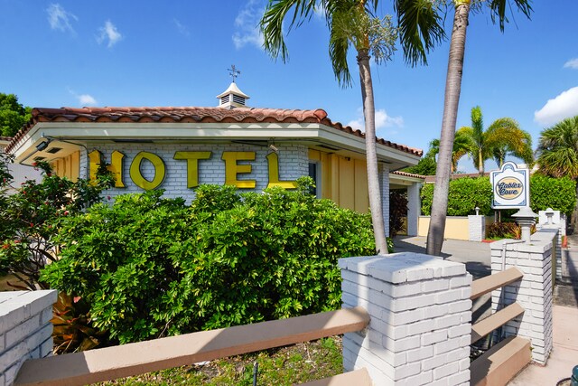 Gables Cove Hotel