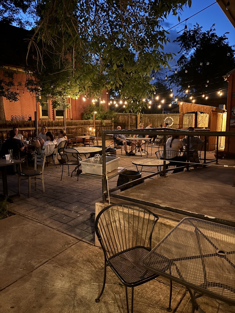 Highlands Cork & Cafe