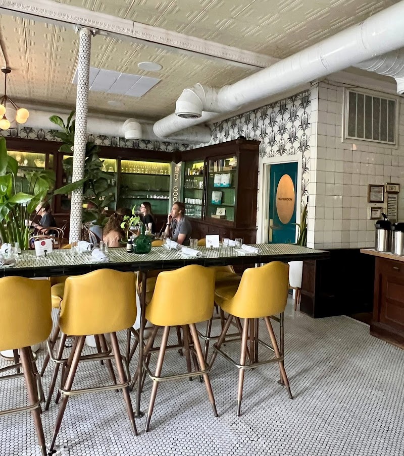 Hillside Farmacy photo 2