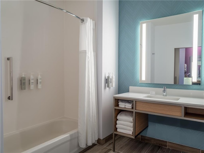 Hilton Garden Inn Austin Central photo 3