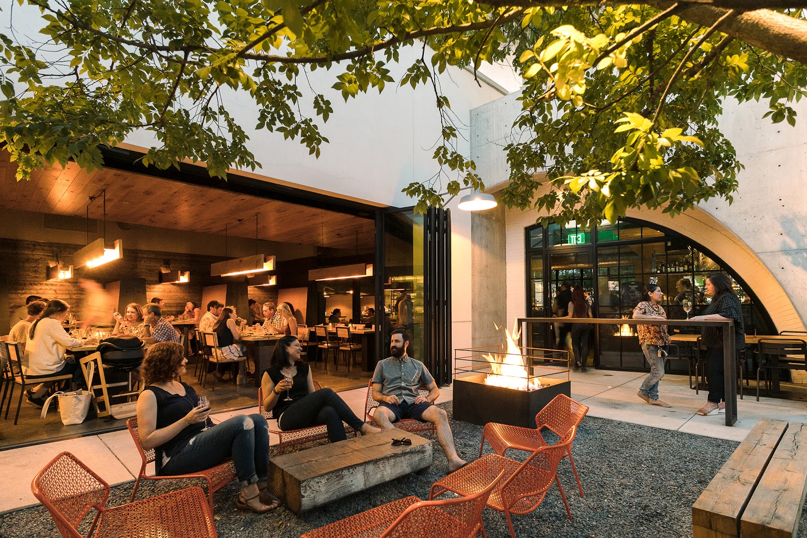 Howell's Kitchen and Bar