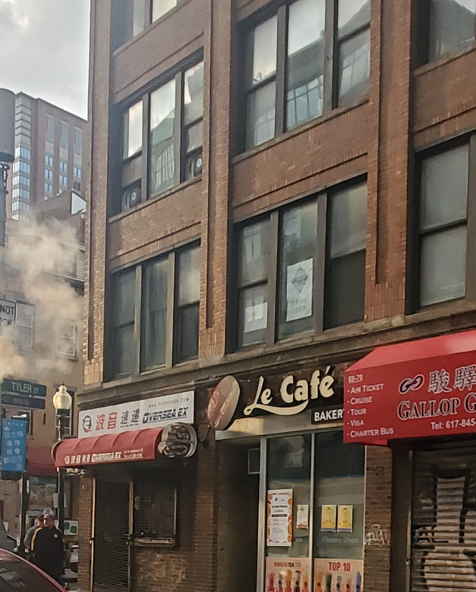 Kneeland Café