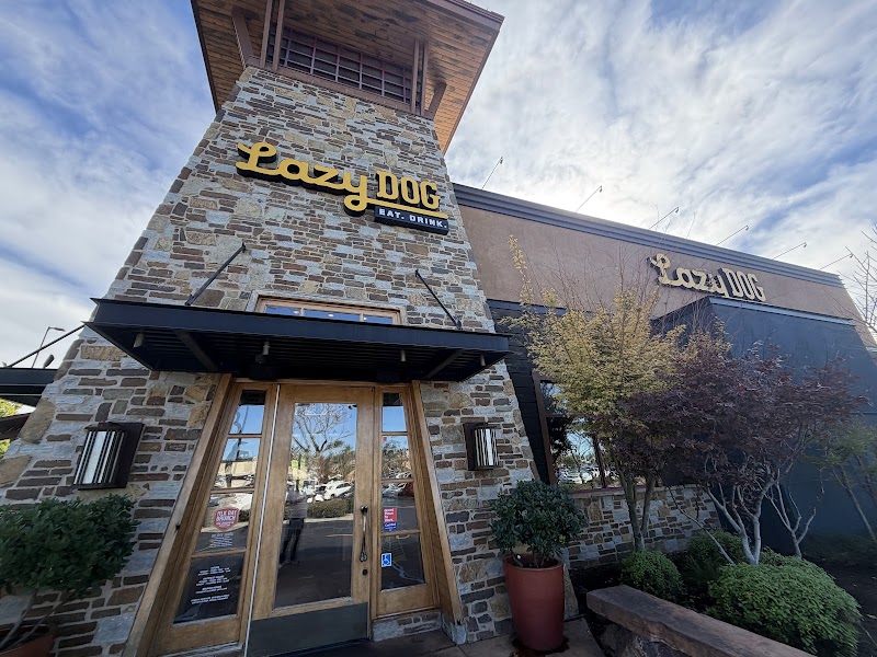 Lazy Dog Restaurant & Bar