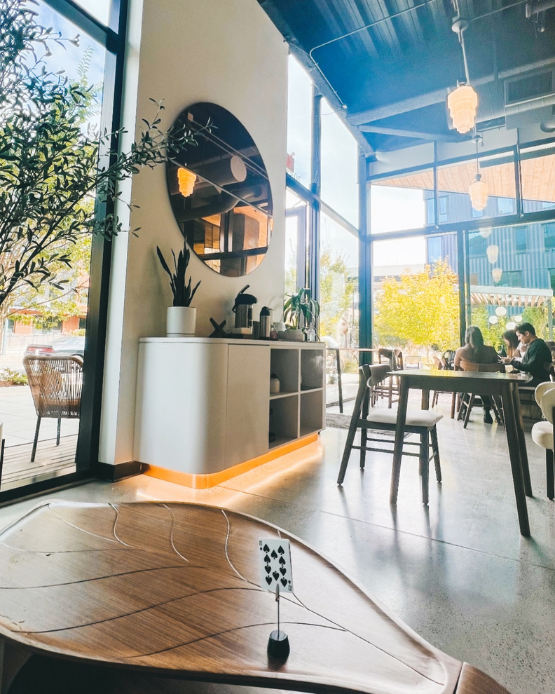 Le Petit Café NW