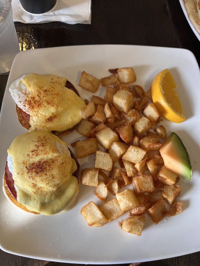 Living Room Coffeehouse - College Area photo 3