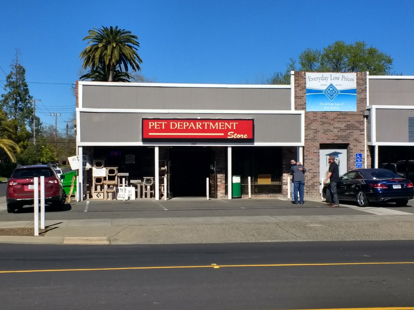 Pet Department Store.