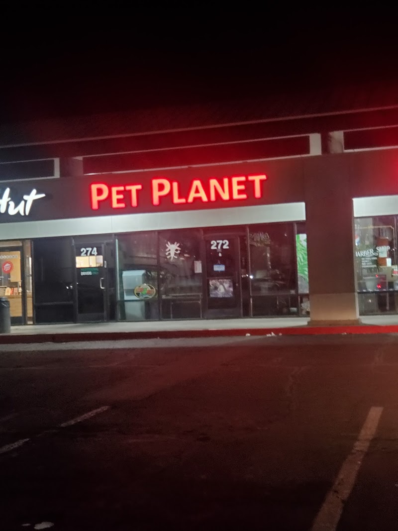 Pet Planet LLC