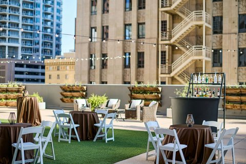 Renaissance Phoenix Downtown Hotel