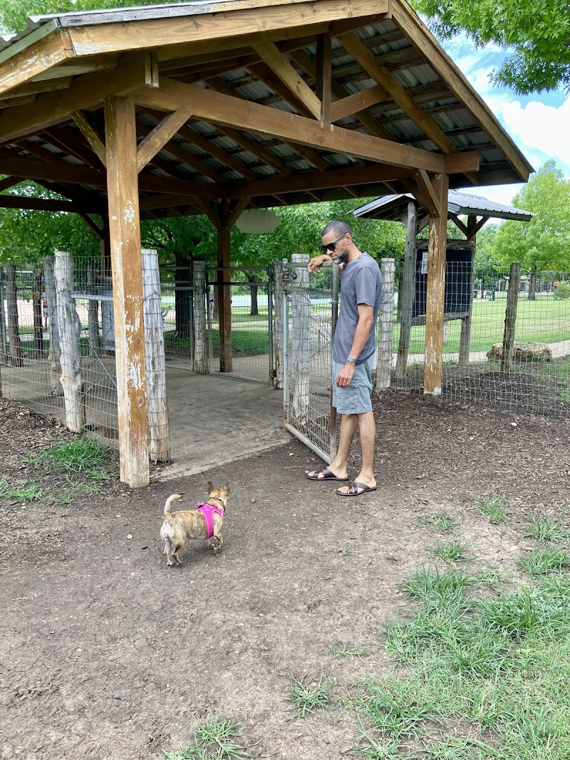 Round Rock Dog Depot photo 3