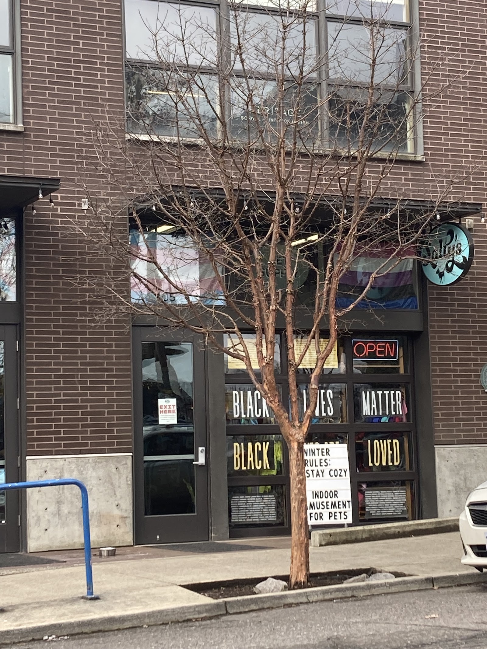 Salty's Pet Supply