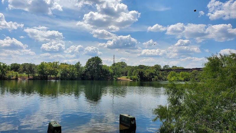 Shoal Beach at Town Lake Metropolitan Park photo 2