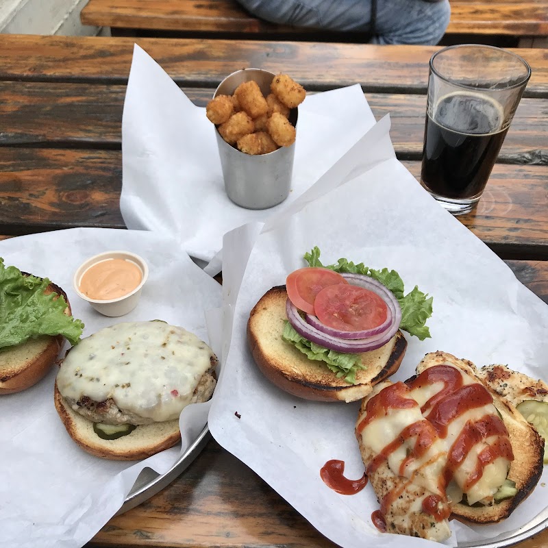 Station Tavern photo 2