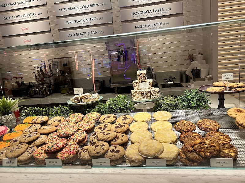 Summer House photo 2