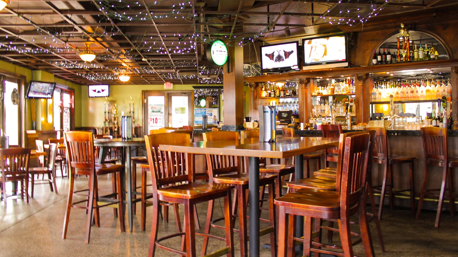 Teak Neighborhood Grill