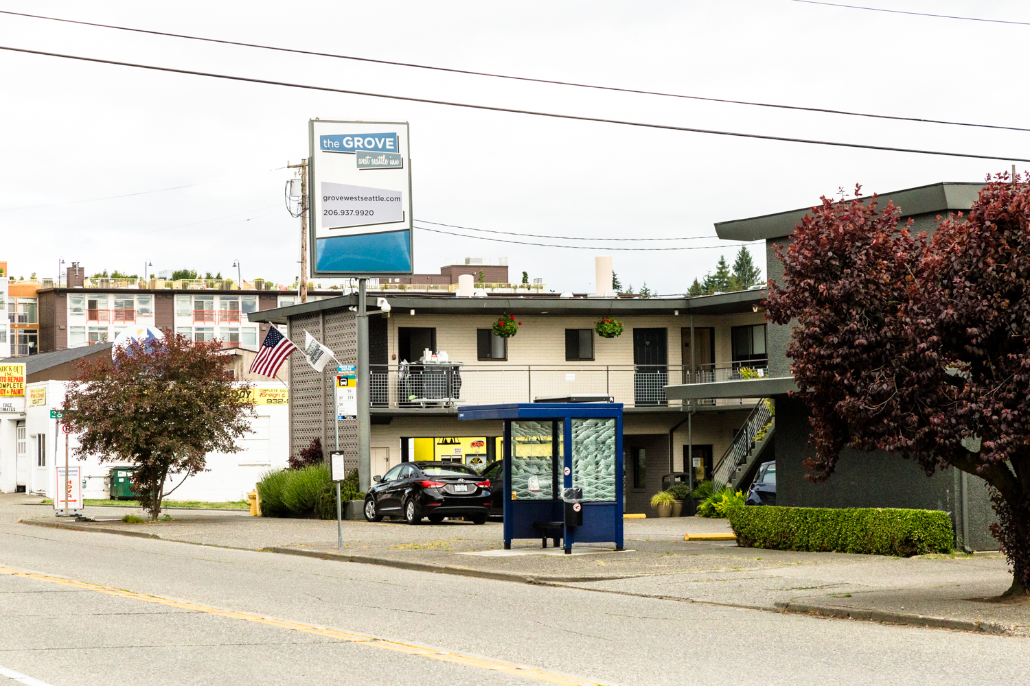 The Grove West Seattle Inn