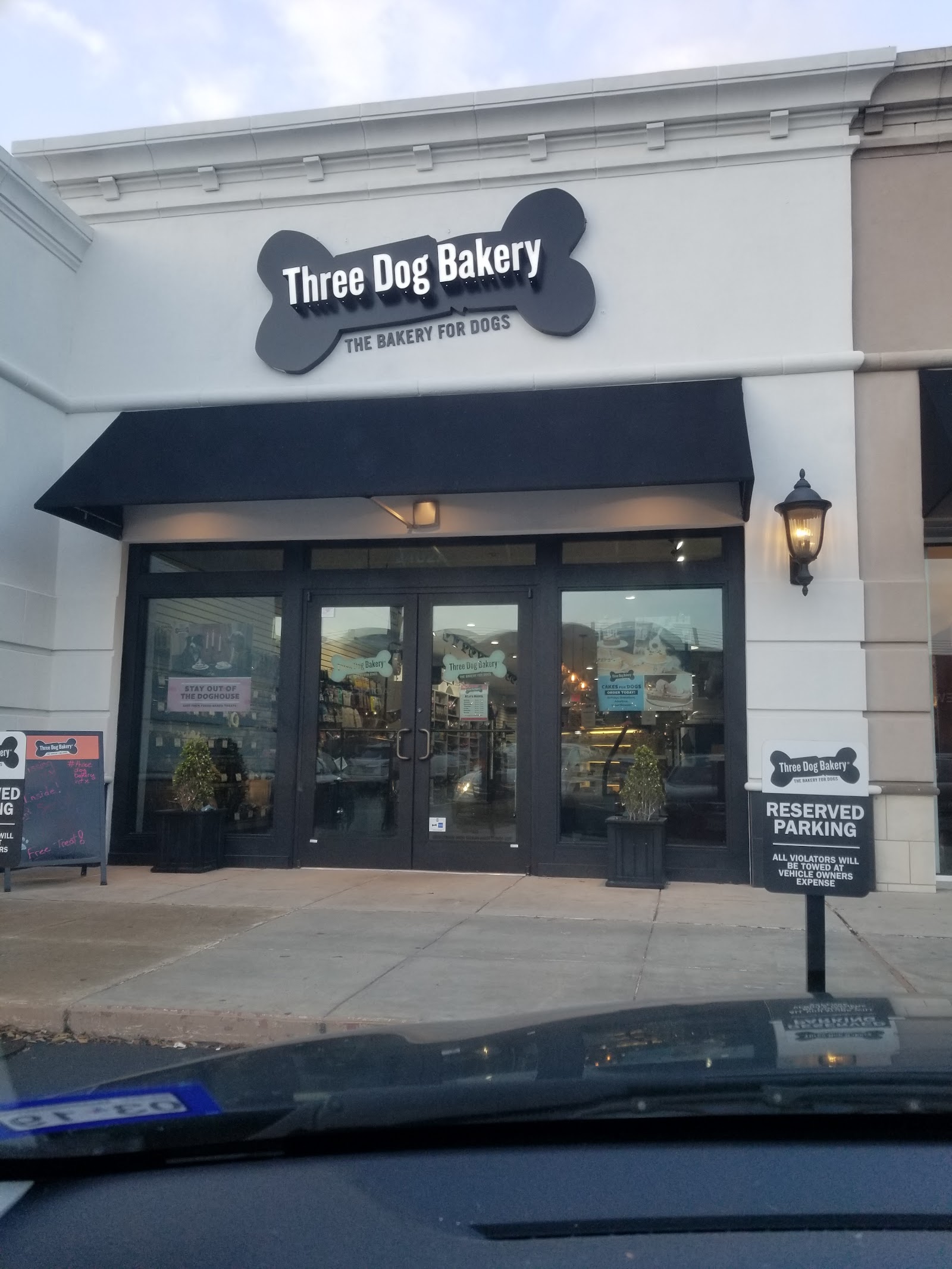 Three Dog Bakery Rice Village