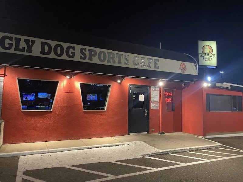 Ugly Dog Sports Cafe photo 3