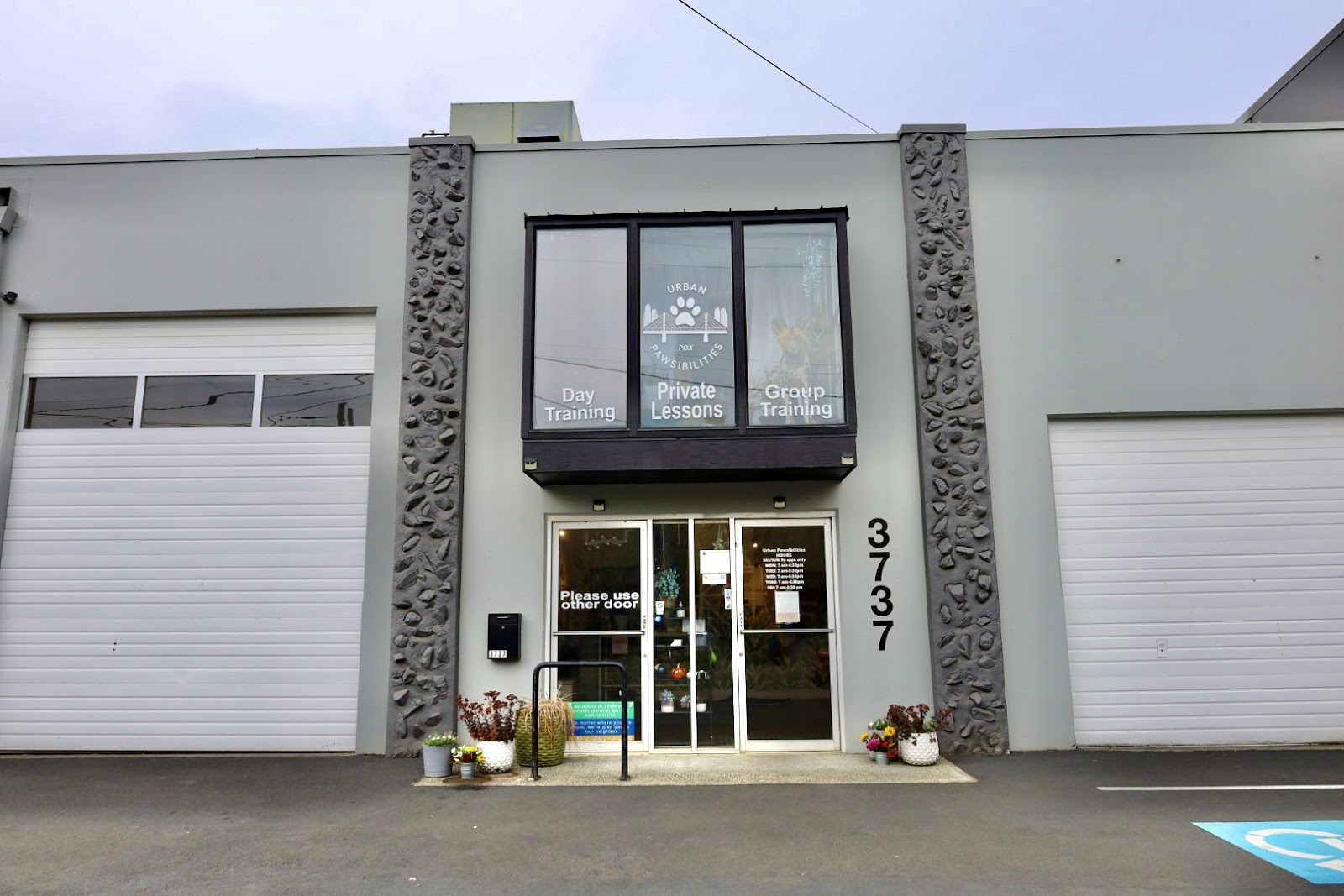 Urban Pawsibilities - Dog & Puppy Training Classes in SE Portland