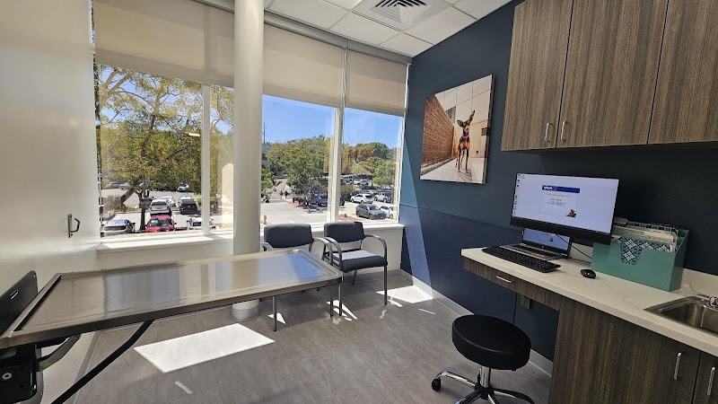 VCA Emergency Animal Hospital & Referral Center photo 3