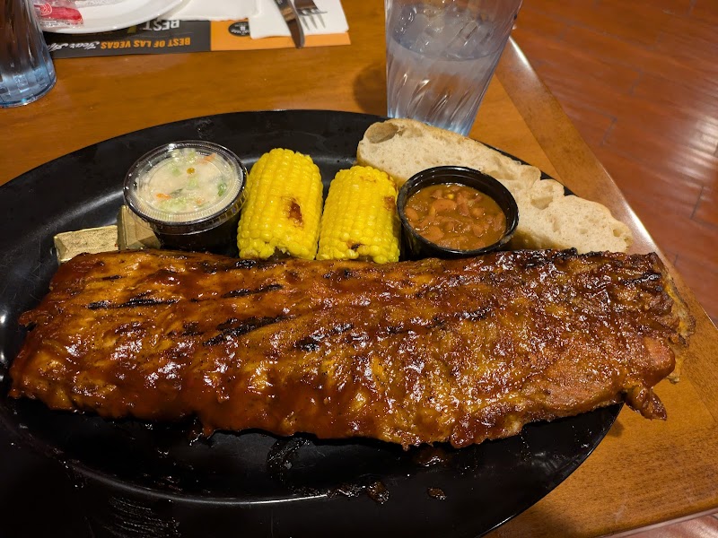 Village Pub & Cafe photo 3