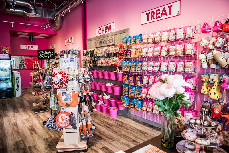 Woof Gang Bakery & Grooming Mueller