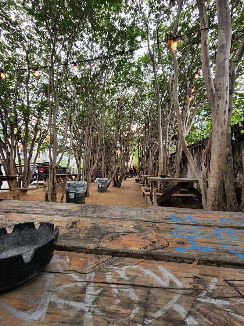 Yellow Jacket Social Club photo 3